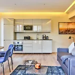 60 - Luxury Parisian Home Sebastopol 2Dg